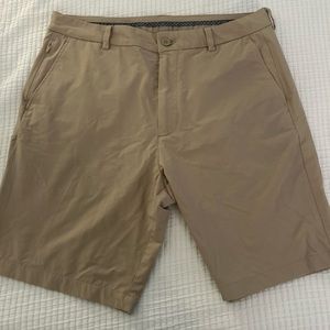 Vineyard Vines Jim Nantz 8 Inch Stillwater Golf Shorts